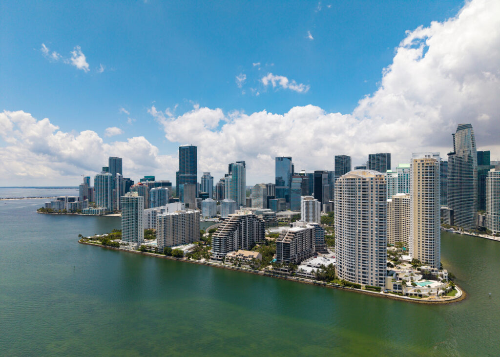 Renting a Luxury Condo in Brickell (2026): Step by Step